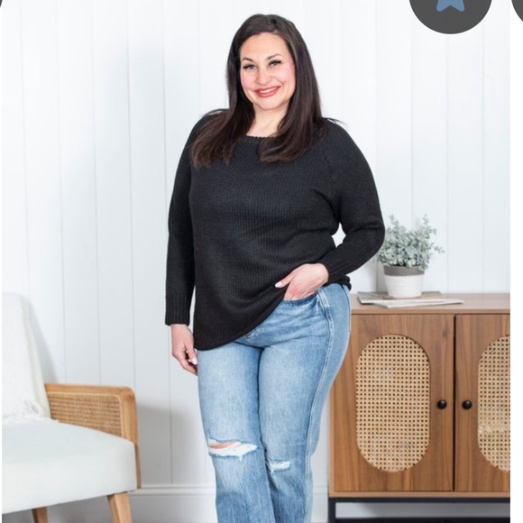 Sweater - Picture 2 of 3